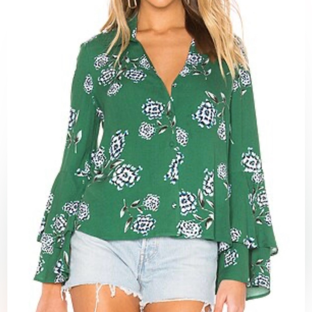 Cupcakes & Cashmere Stockton Blouse in Verdant Green - Size Small